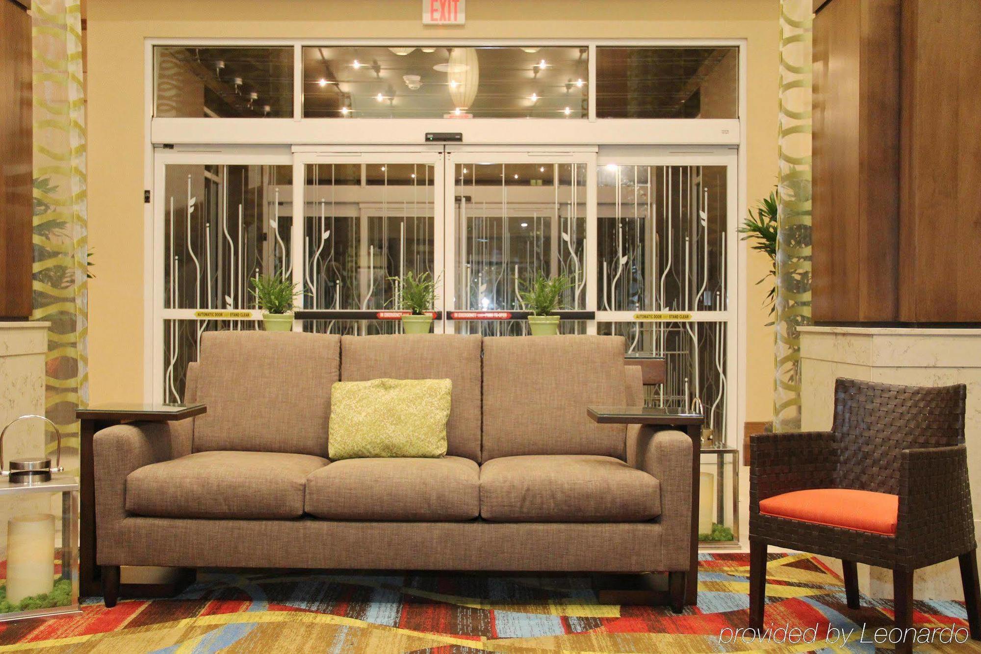 Hilton Garden Inn San Antonio/Rim Pass Drive Exterior photo